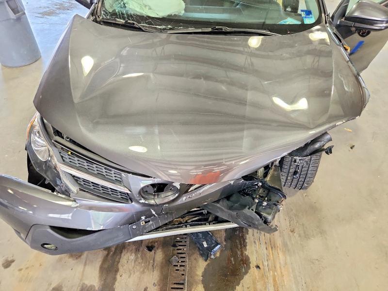 53355596 :رقم المزاد ، 2T3DFREV9FW382025 vin ، 2015 Toyota Rav4 مزاد بيع