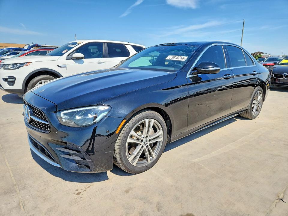 51918756 :رقم المزاد ، W1KZF8EB1MA972839 vin ، 2021 Mercedes-benz E مزاد بيع