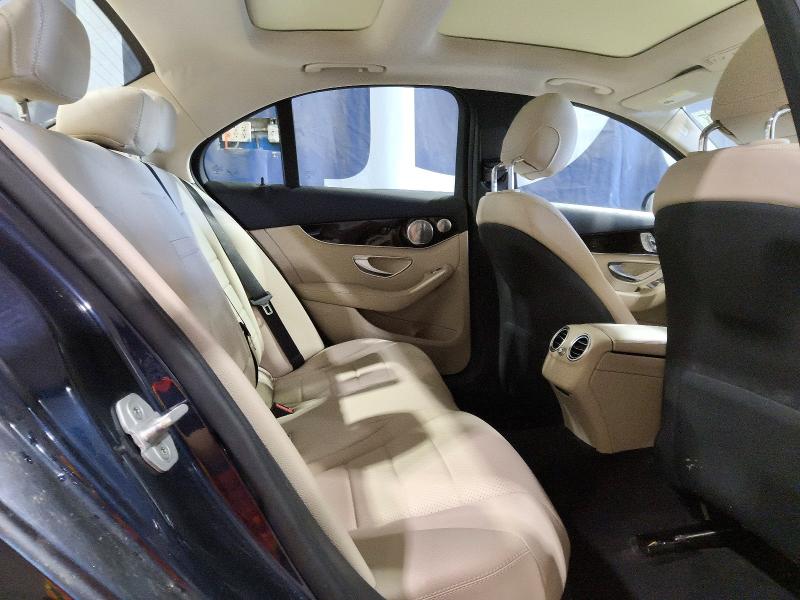 54984326 :رقم المزاد ، 55SWF4KB2FU079162 vin ، 2015 Mercedes-benz C مزاد بيع