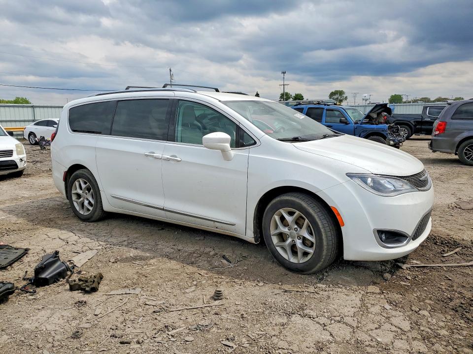 2017 Chrysler Pacifica მანქანა იყიდება აუქციონზე, vin: 2C4RC1EG5HR593494, აუქციონის ნომერი: 52801056