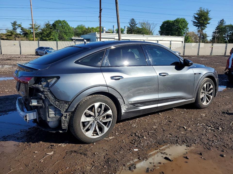 Продаж на аукціоні авто 2021 Audi E-tron, vin: WA11AAGE0MB012341, номер лоту: 51995616