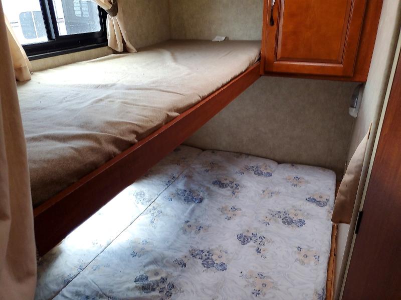Продаж на аукціоні авто 2011 Foresriver Surveyor, vin: 4X4TSVV22BL017621, номер лоту: 52067116