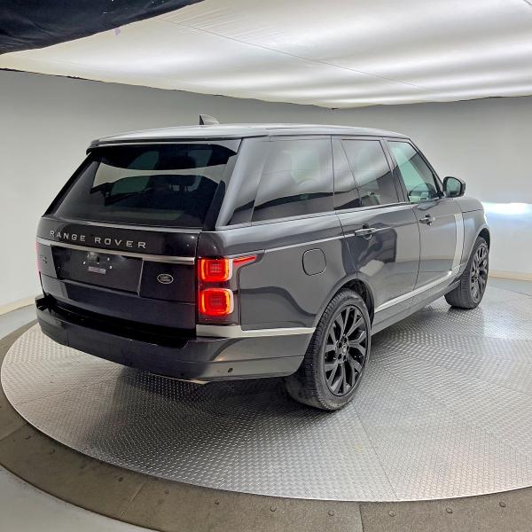 55825776 :رقم المزاد ، SALGS2RU0MA430386 vin ، 2021 Land Rover Range Rover مزاد بيع