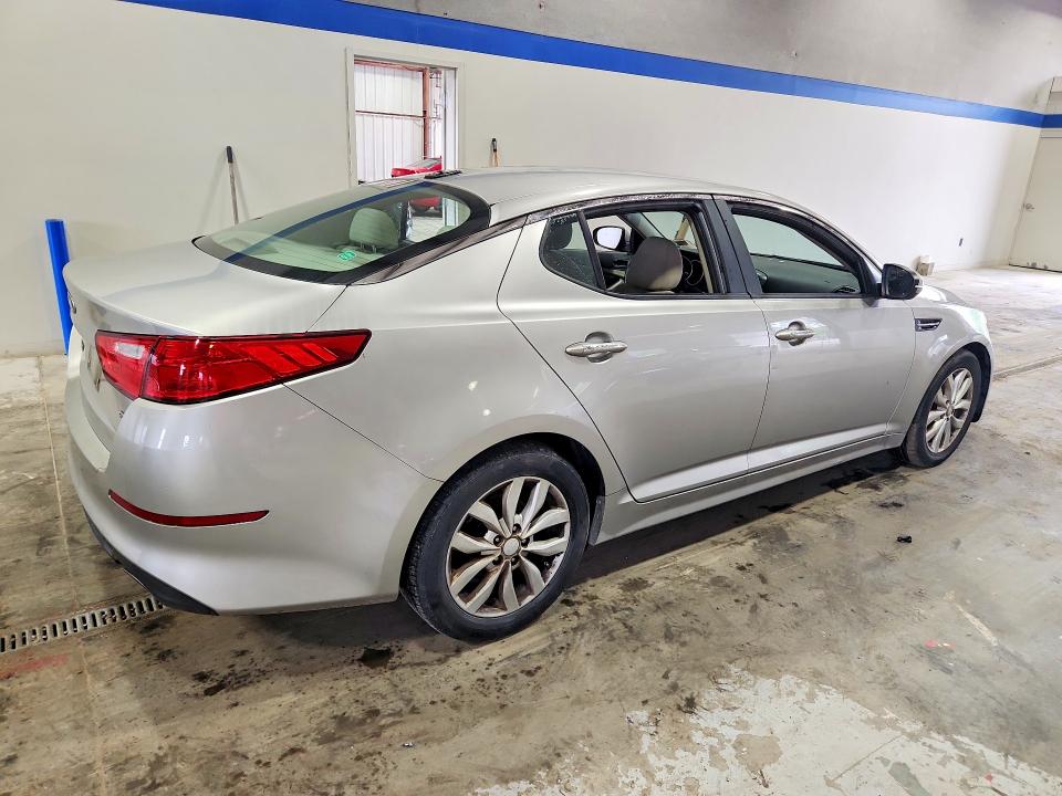 2015 Kia Optima მანქანა იყიდება აუქციონზე, vin: 5XXGM4A72FG443683, აუქციონის ნომერი: 54470406