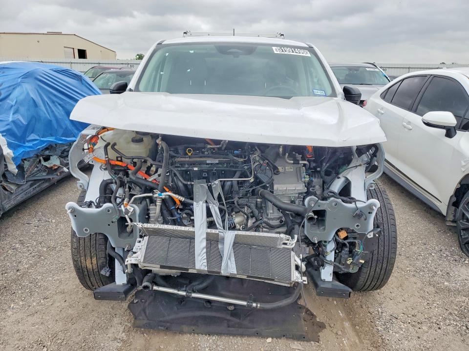 Продажа на аукционе авто 2025 Ford Maverick, vin: 3FTTW8H35SRA29960, номер лота: 51991496