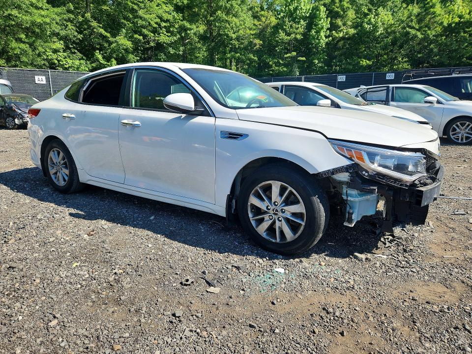 Продаж на аукціоні авто 2016 Kia Optima, vin: KNAGT4L39G5098572, номер лоту: 54060986