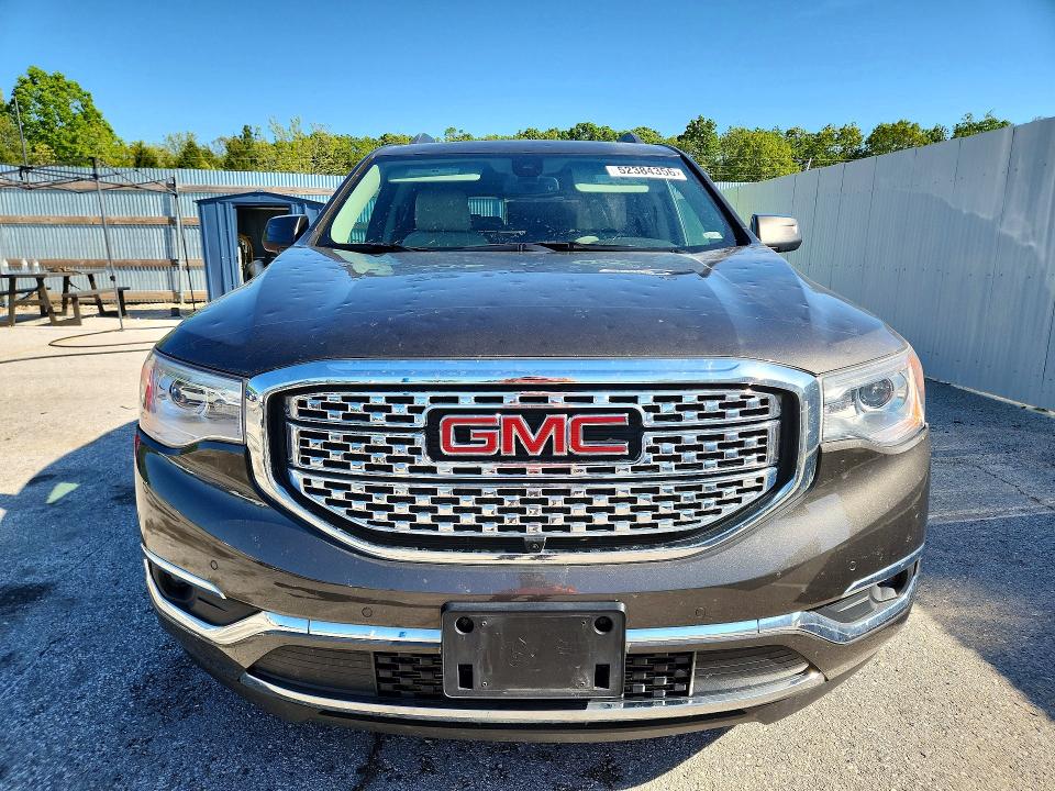 52384356 :رقم المزاد ، 1GKKNPLS2KZ223322 vin ، 2019 Gmc Acadia مزاد بيع