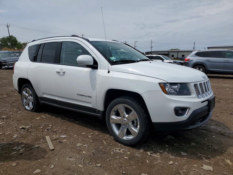 Продажа на аукционе авто 2014 Jeep Compass, vin: 1C4NJCEA5ED674263, номер лота: 52673896