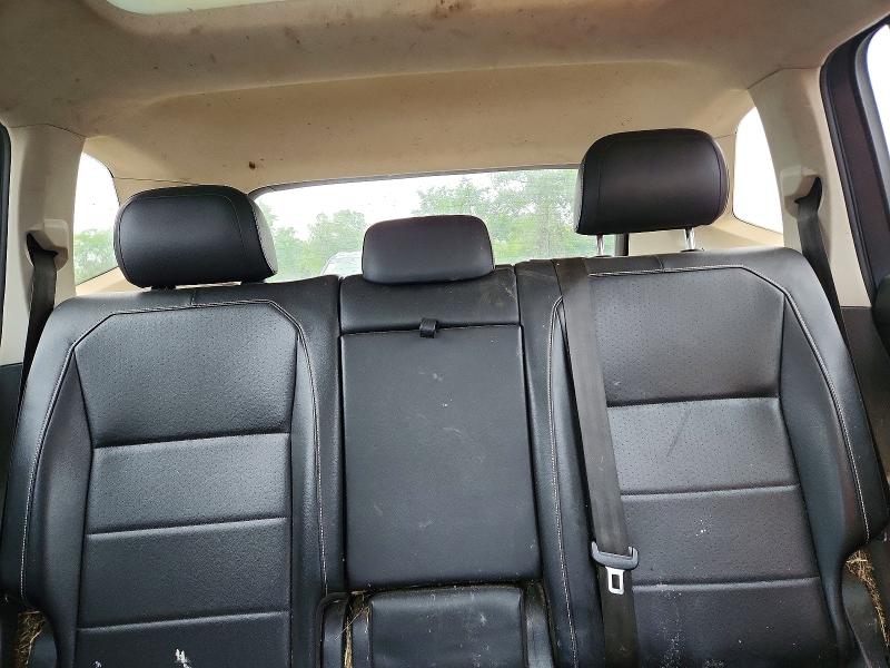 53052226 :رقم المزاد ، 3VV2B7AX7MM091053 vin ، 2021 Volkswagen Tiguan مزاد بيع