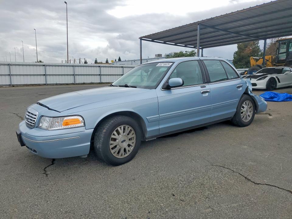 Aukcja sprzedaży 2003 Ford Crown Victoria, vin: 2FAHP74W93X124527, numer aukcji: 55216626