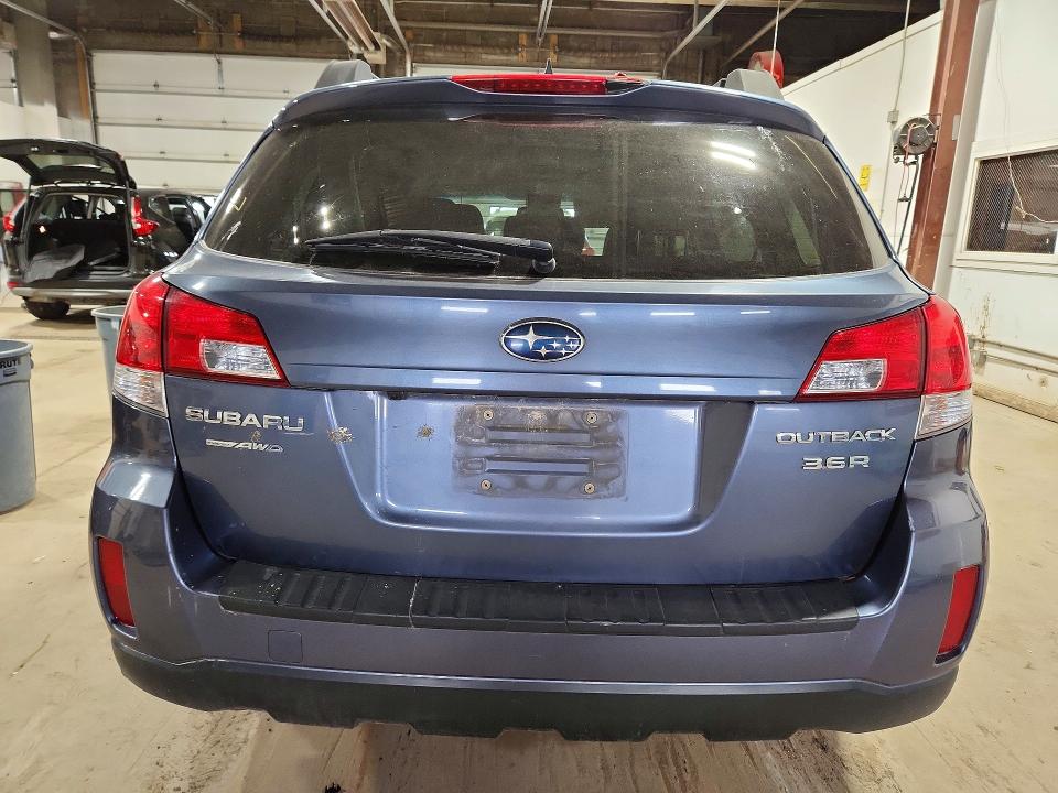 Продаж на аукціоні авто 2014 Subaru Outback, vin: 4S4BRDLC1E2212702, номер лоту: 52698046