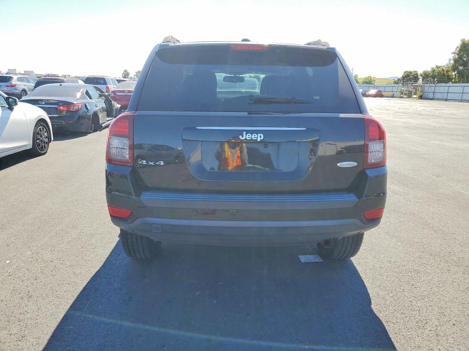 54087676 :رقم المزاد ، 1C4NJDEB5GD692246 vin ، 2016 Jeep Compass مزاد بيع