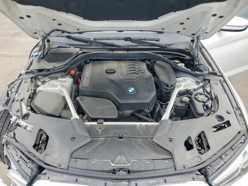 52880736 :رقم المزاد ، WBA53BH09MWW96029 vin ، 2021 Bmw 530 مزاد بيع
