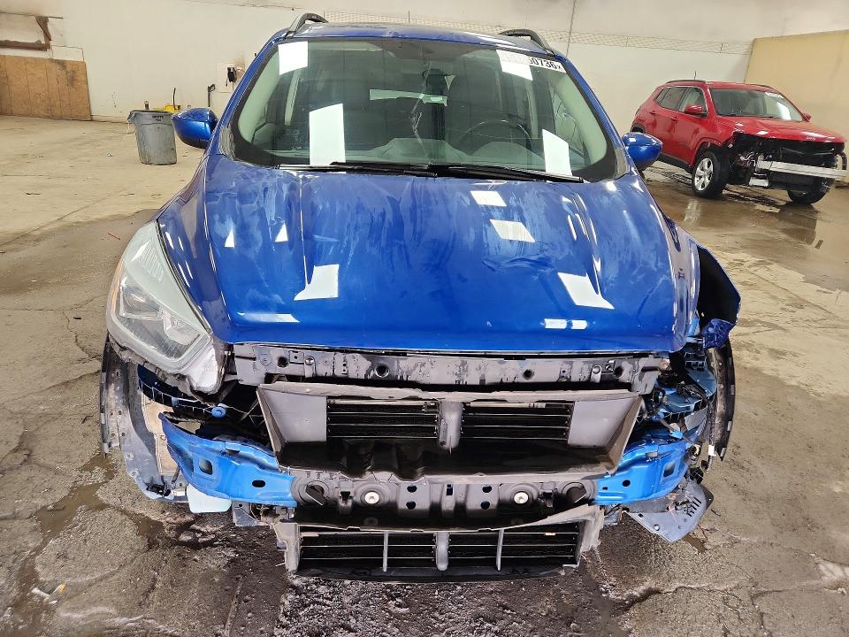Продажа на аукционе авто 2018 Ford Escape, vin: 1FMCU9HD1JUB54073, номер лота: 54850736