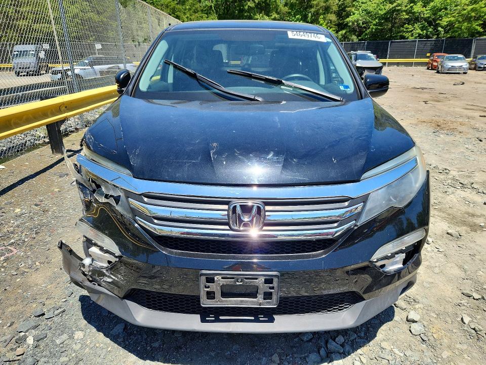 54649746 :رقم المزاد ، 5FNYF6H55JB007260 vin ، 2018 Honda Pilot مزاد بيع
