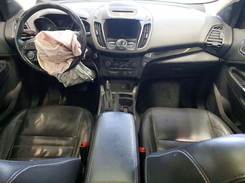 Auction sale of the 2017 Ford Escape, vin: 1FMCU9J91HUE27951, lot number: 54048666