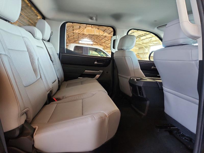 Продажа на аукционе авто 2023 Toyota Tundra, vin: 5TFLA5DB5PX063633, номер лота: 53284736
