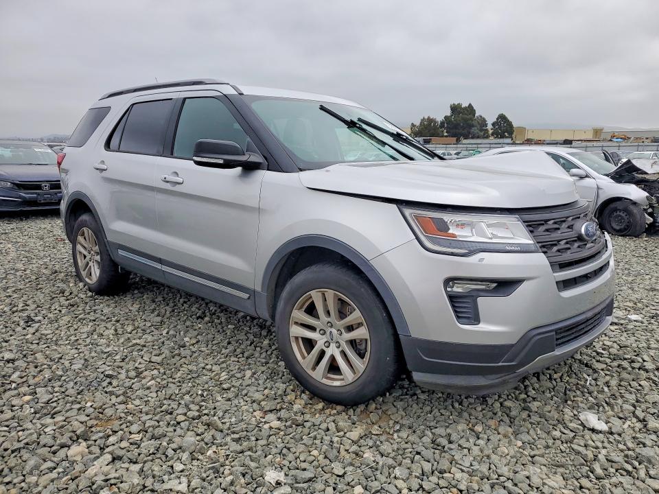 52237416 :رقم المزاد ، 1FM5K8D8XJGC16134 vin ، 2018 Ford Explorer مزاد بيع