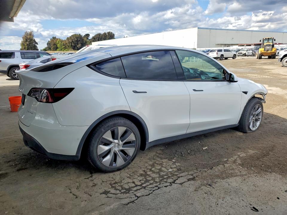 Продажа на аукционе авто 2022 Tesla Model Y, vin: 7SAYGDEE9NF491514, номер лота: 55559746