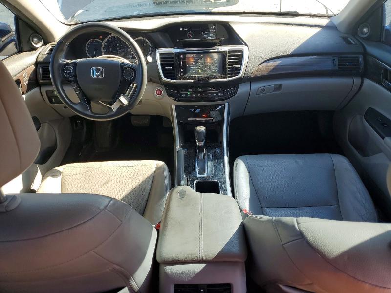 Продажа на аукционе авто 2017 Honda Accord, vin: 1HGCR2F88HA067643, номер лота: 52659706
