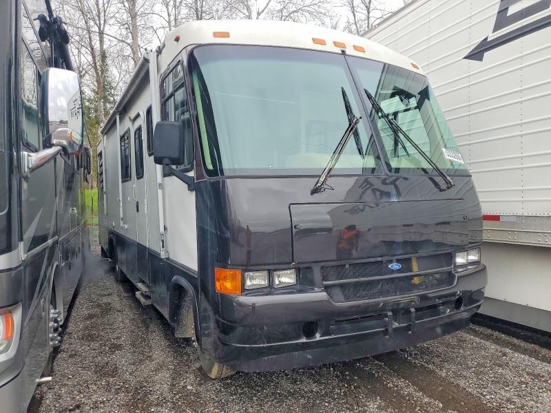 53332636 :رقم المزاد ، 3FCMF53G7VJA07426 vin ، 1997 Ford School Bus مزاد بيع