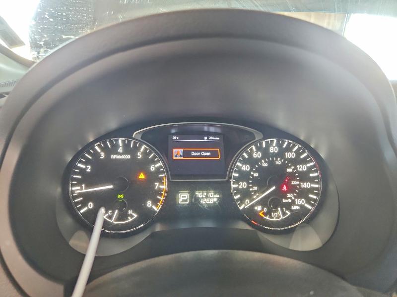 2015 Nissan Altima მანქანა იყიდება აუქციონზე, vin: 1N4AL3AP6FN899652, აუქციონის ნომერი: 55021496