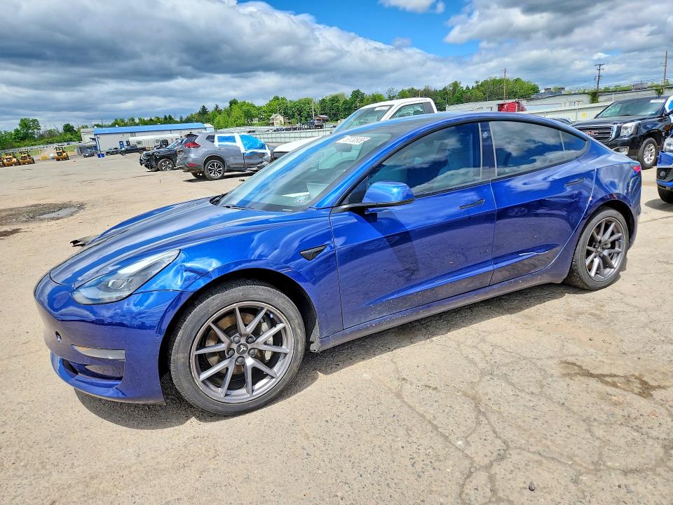 Продажа на аукционе авто 2021 Tesla Model 3, vin: 5YJ3E1EAXMF982875, номер лота: 53730956