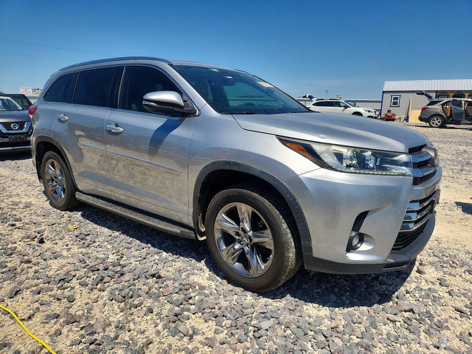 53213766 :رقم المزاد ، 5TDYZRFH4KS322473 vin ، 2019 Toyota Highlander مزاد بيع