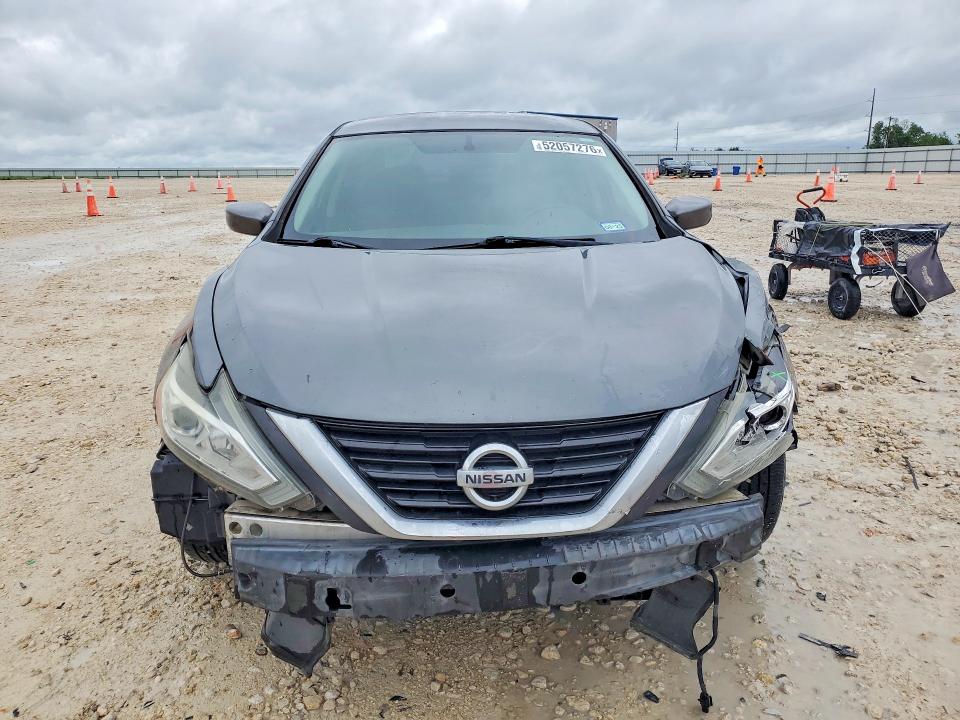 52057276 :رقم المزاد ، 1N4AL3AP8HN335889 vin ، 2017 Nissan Altima مزاد بيع