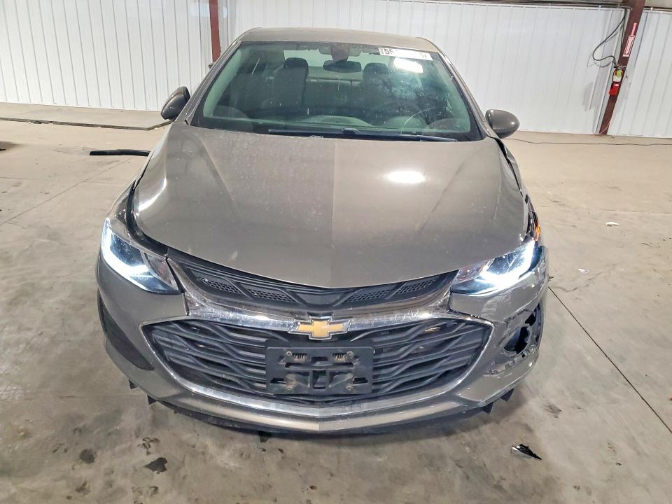 55121236 :رقم المزاد ، 1G1BE5SM3K7103889 vin ، 2019 Chevrolet Cruze مزاد بيع