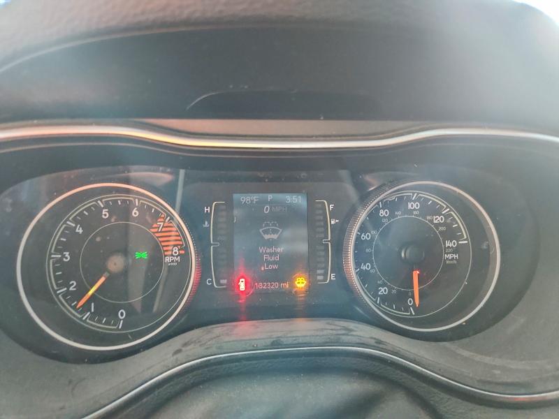 53830156 :رقم المزاد ، 1C4PJLCX6KD340870 vin ، 2019 Jeep Cherokee مزاد بيع