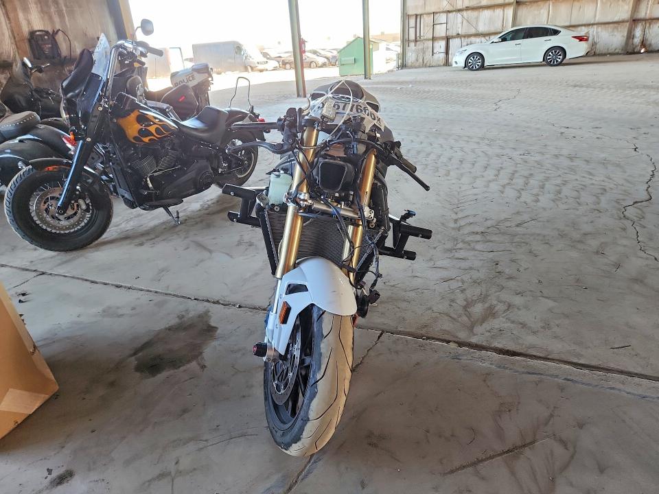 Продажа на аукционе авто 2024 Bmw S 1000, vin: WB10E6304R6J55352, номер лота: 52677666