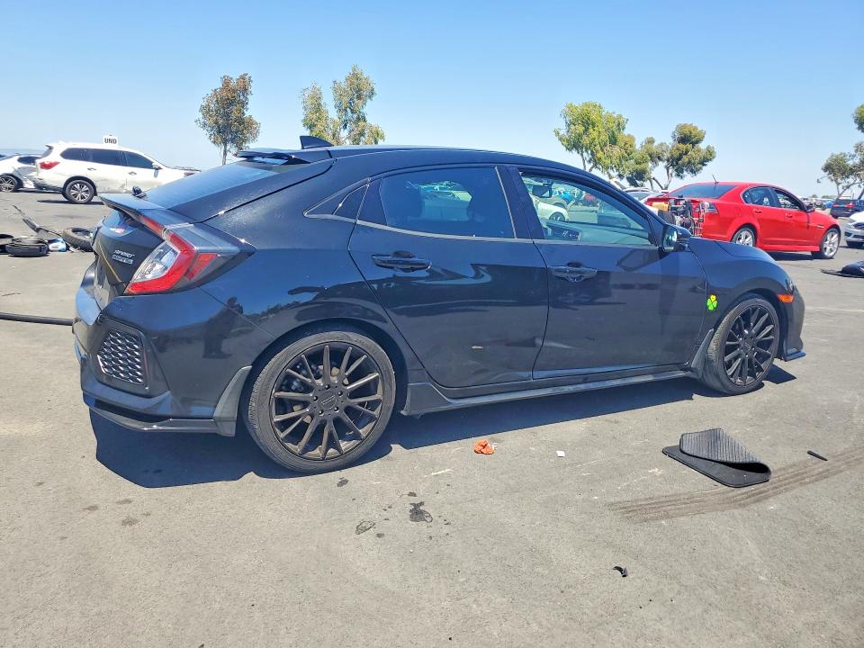 2018 Honda Civic მანქანა იყიდება აუქციონზე, vin: SHHFK7H99JU431616, აუქციონის ნომერი: 51920936