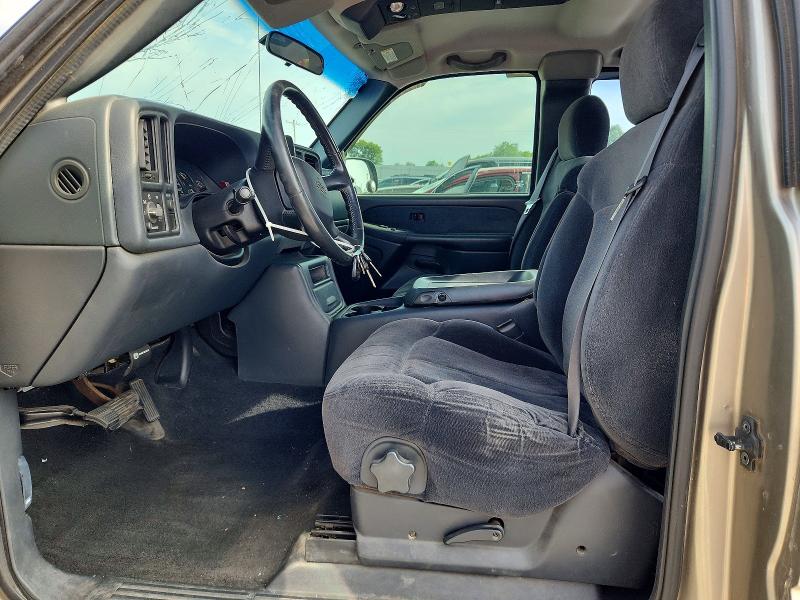 Продаж на аукціоні авто 2000 Chevrolet Silverado, vin: 1GCEC19T9YZ119852, номер лоту: 53287026