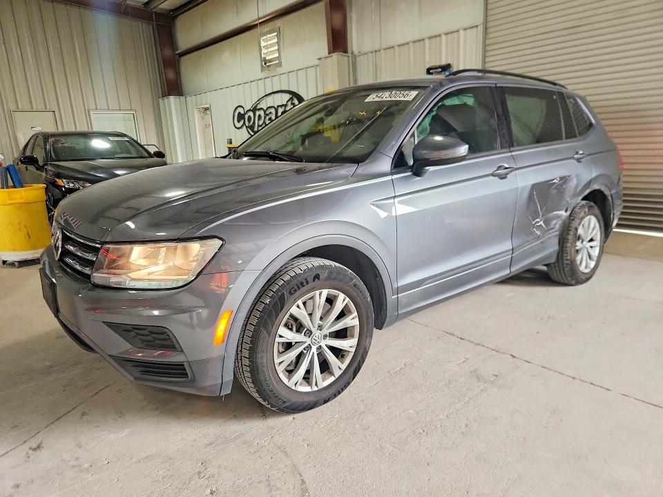 Продажа на аукционе авто 2020 Volkswagen Tiguan, vin: 3VV1B7AX8LM097924, номер лота: 54230056