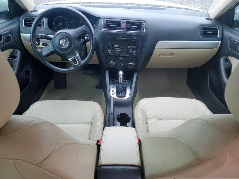 52142386 :رقم المزاد ، 3VWDP7AJ8DM359562 vin ، 2013 Volkswagen Jetta مزاد بيع
