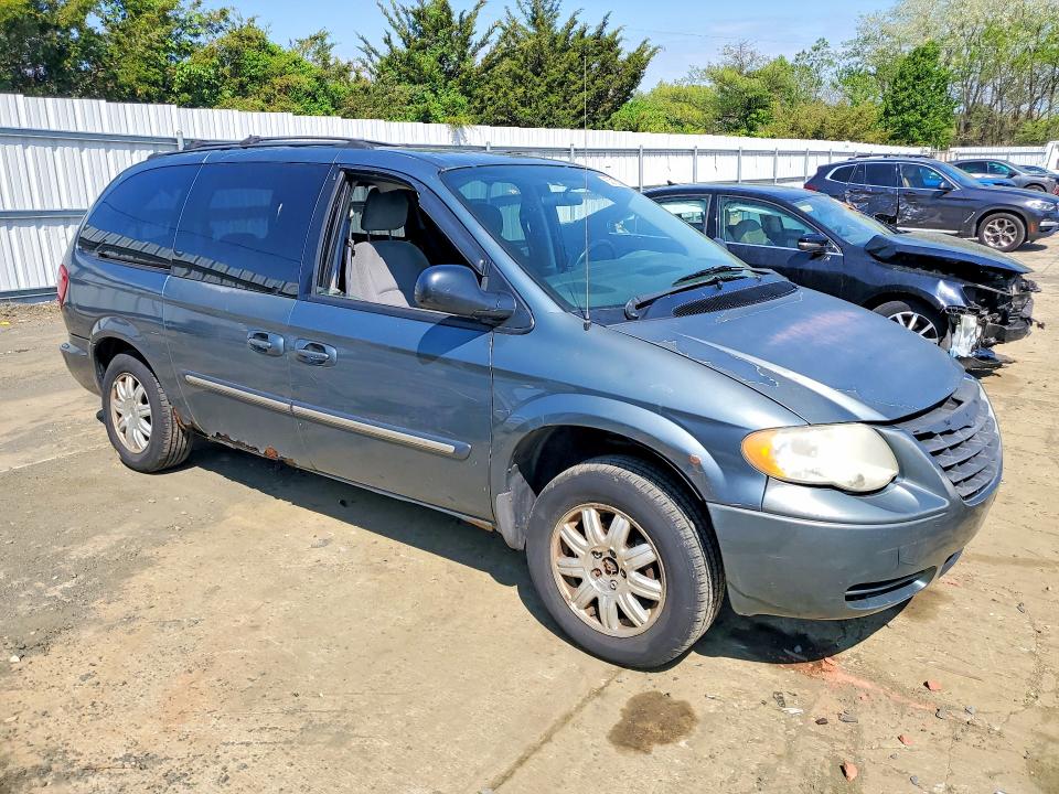 Продаж на аукціоні авто 2005 Chrysler Town & Country, vin: 2C4GP54L95R582737, номер лоту: 52130366