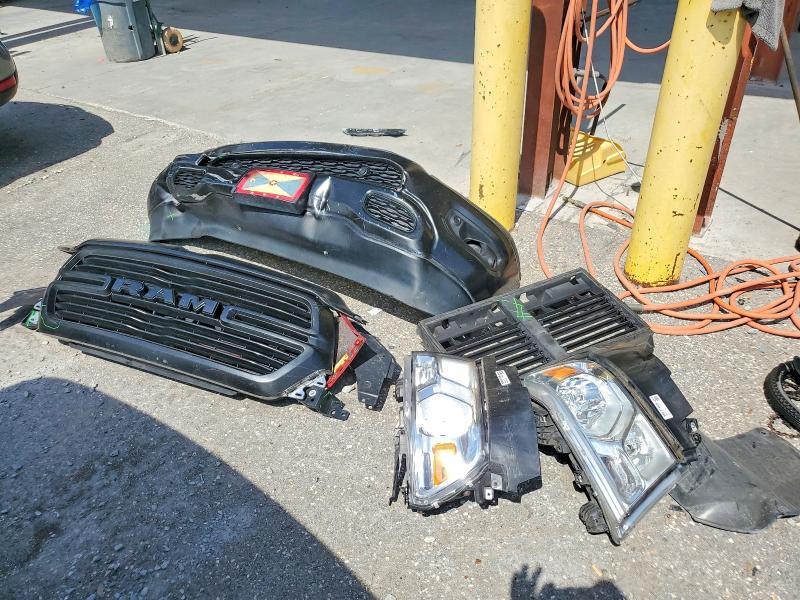 Продаж на аукціоні авто 2019 Ram 1500, vin: 1C6SRFFT1KN842216, номер лоту: 52325076