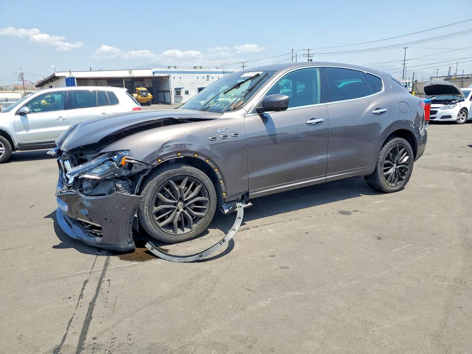 Продажа на аукционе авто 2022 Maserati Levante, vin: ZN661XUAXNX393408, номер лота: 51870096