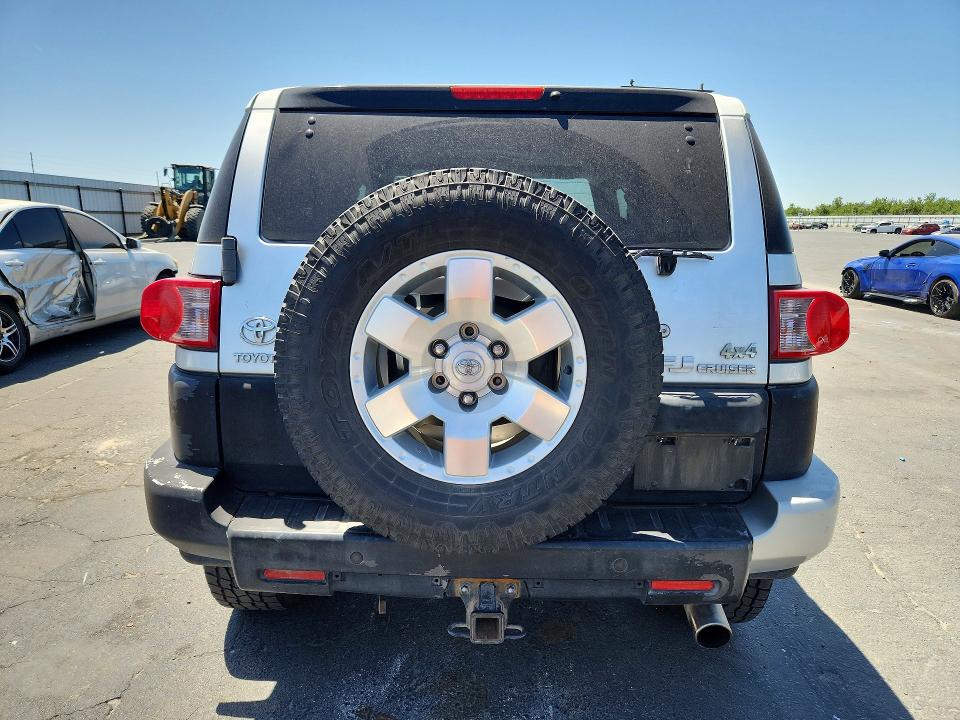 53749436 :رقم المزاد ، JTEBU11F770037106 vin ، 2007 Toyota Fj Cruiser مزاد بيع