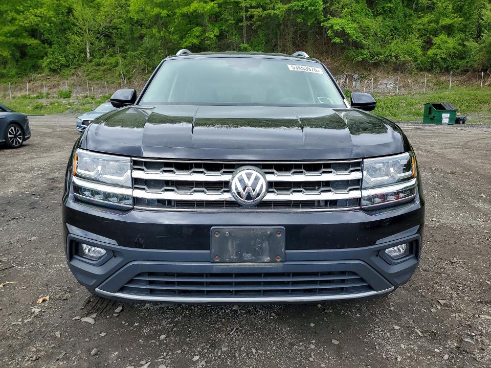 53853976 :رقم المزاد ، 1V2LR2CA2JC575511 vin ، 2018 Volkswagen Atlas مزاد بيع