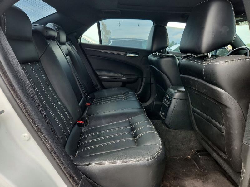52834576 :رقم المزاد ، 2C3CCABG3FH756077 vin ، 2015 Chrysler 300 مزاد بيع