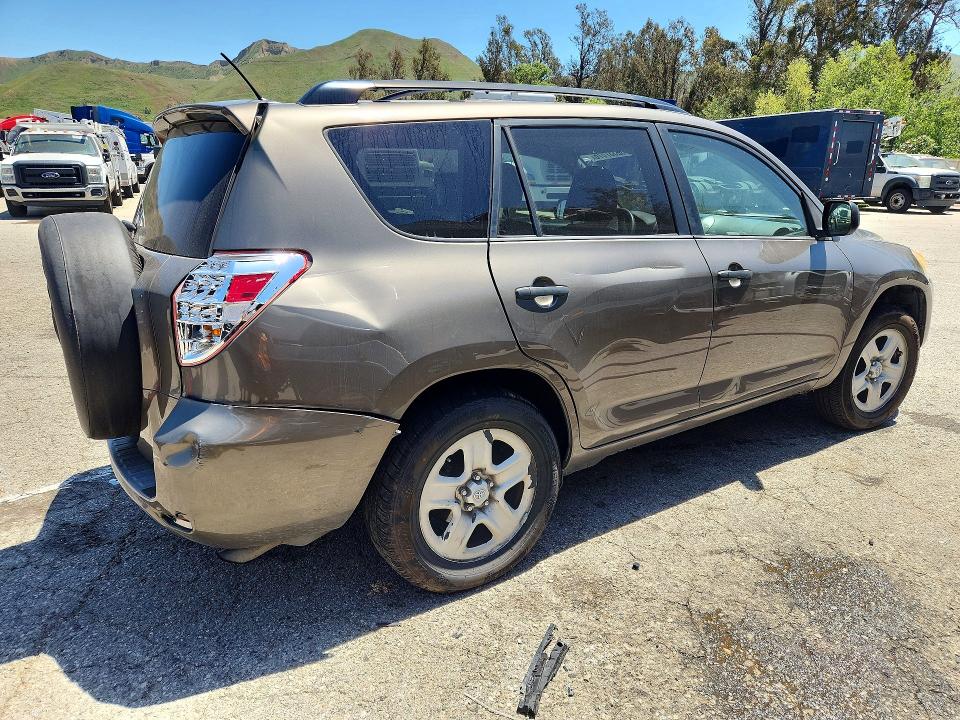 52337676 :رقم المزاد ، 2T3ZF4DV3BW106153 vin ، 2011 Toyota Rav4 مزاد بيع
