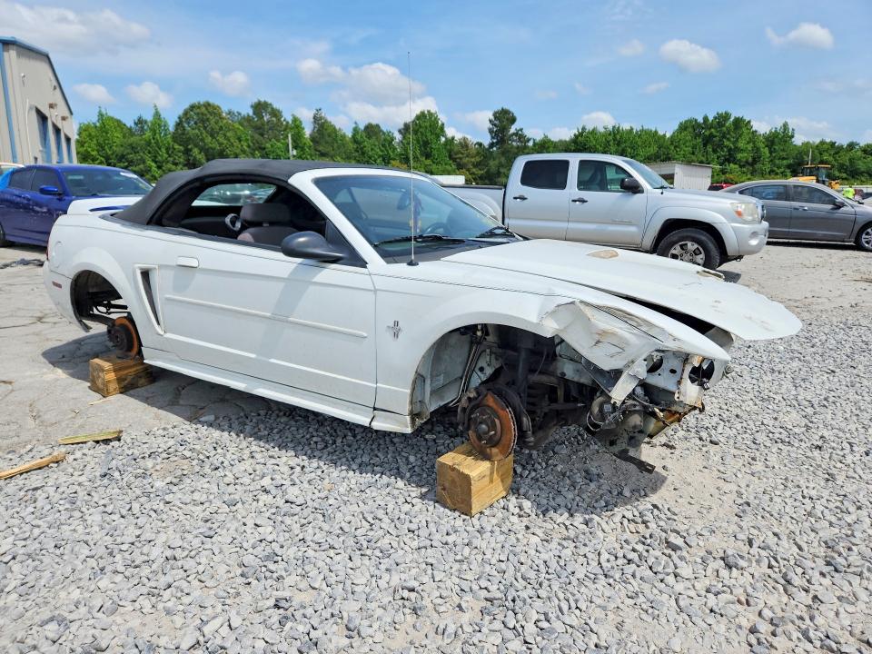 2000 Ford Mustang მანქანა იყიდება აუქციონზე, vin: 1FAFP4444YF155613, აუქციონის ნომერი: 54285766