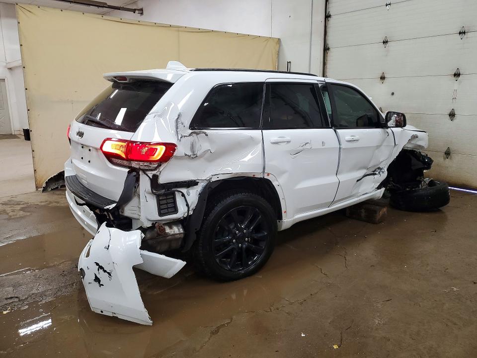 Продажа на аукционе авто 2017 Jeep Grand Cherokee, vin: 1C4RJFAG9HC851257, номер лота: 52349346