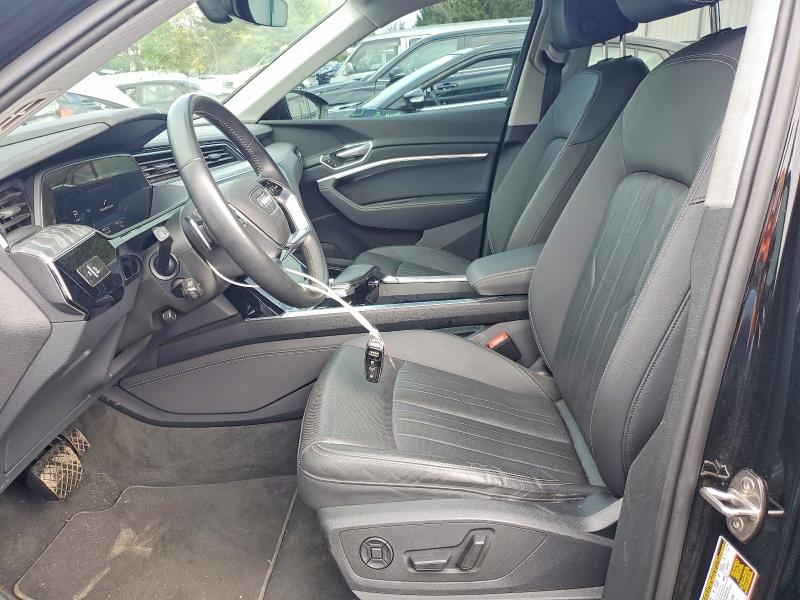 Продаж на аукціоні авто 2021 Audi E-tron, vin: WA12AAGE3MB000947, номер лоту: 52364026