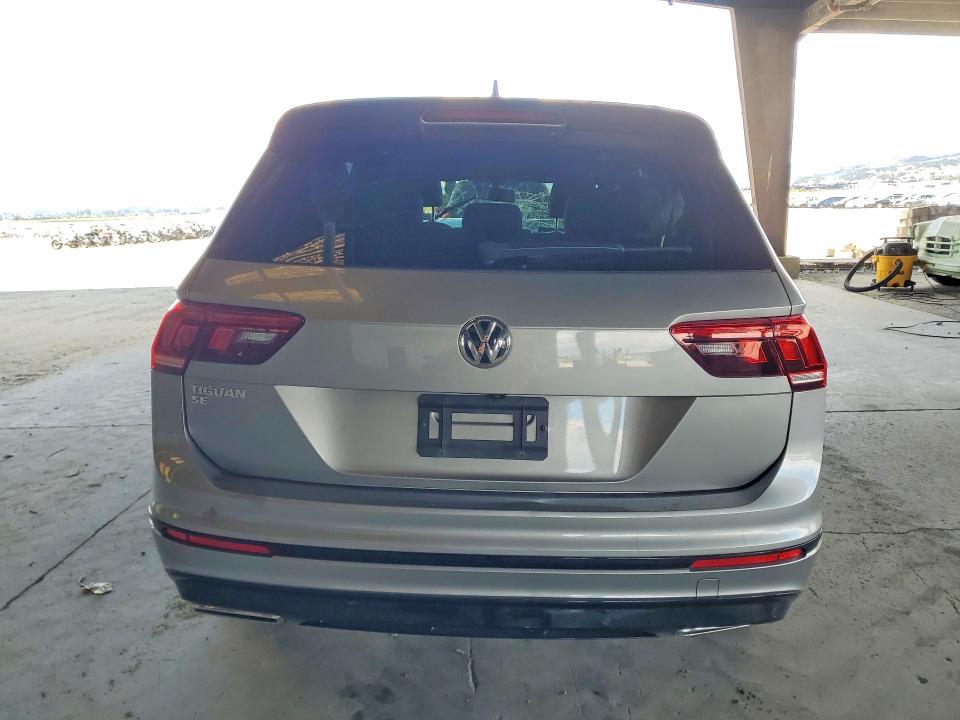 2021 Volkswagen Tiguan მანქანა იყიდება აუქციონზე, vin: 3VV3B7AX8MM101545, აუქციონის ნომერი: 54893066