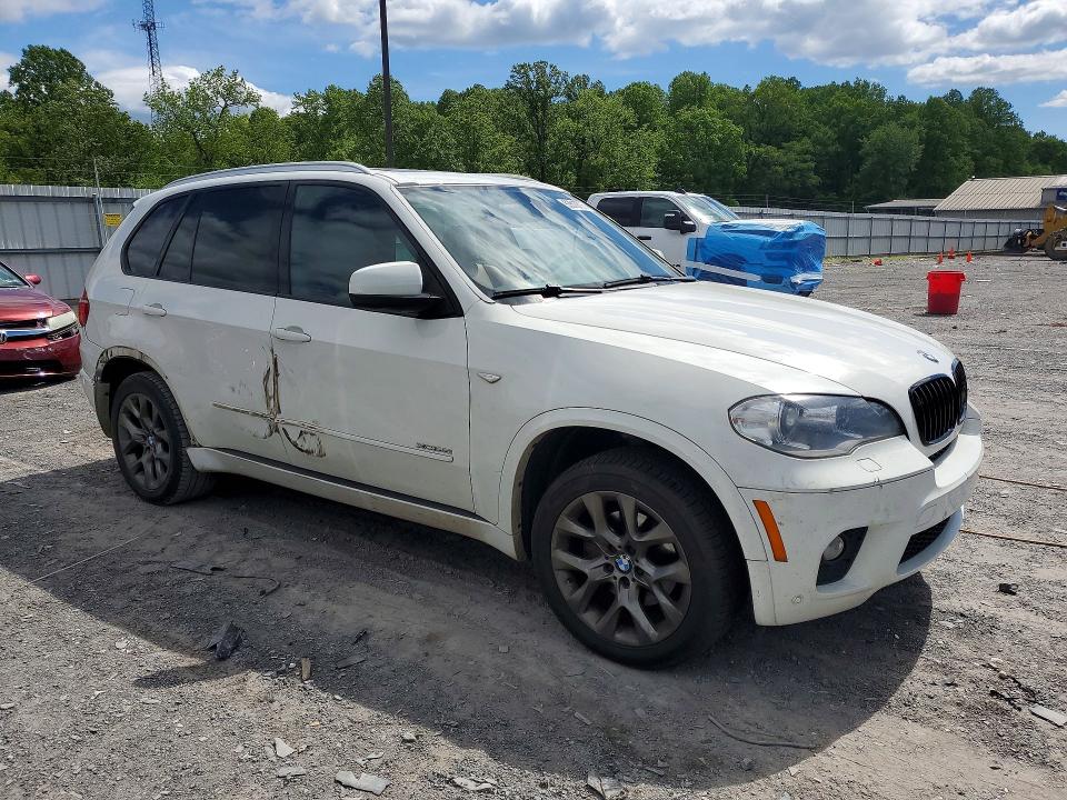 53512706 :رقم المزاد ، 5UXZV4C53D0E03002 vin ، 2013 Bmw X5 مزاد بيع