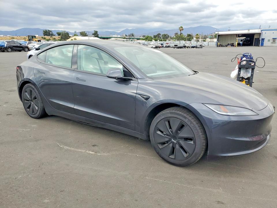 2025 Tesla Model 3 მანქანა იყიდება აუქციონზე, vin: 5YJ3E1EA0SF916932, აუქციონის ნომერი: 54521576