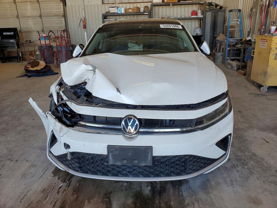 Продажа на аукционе авто 2025 Volkswagen Jetta, vin: 3VW7X7BU0SM003674, номер лота: 53201946